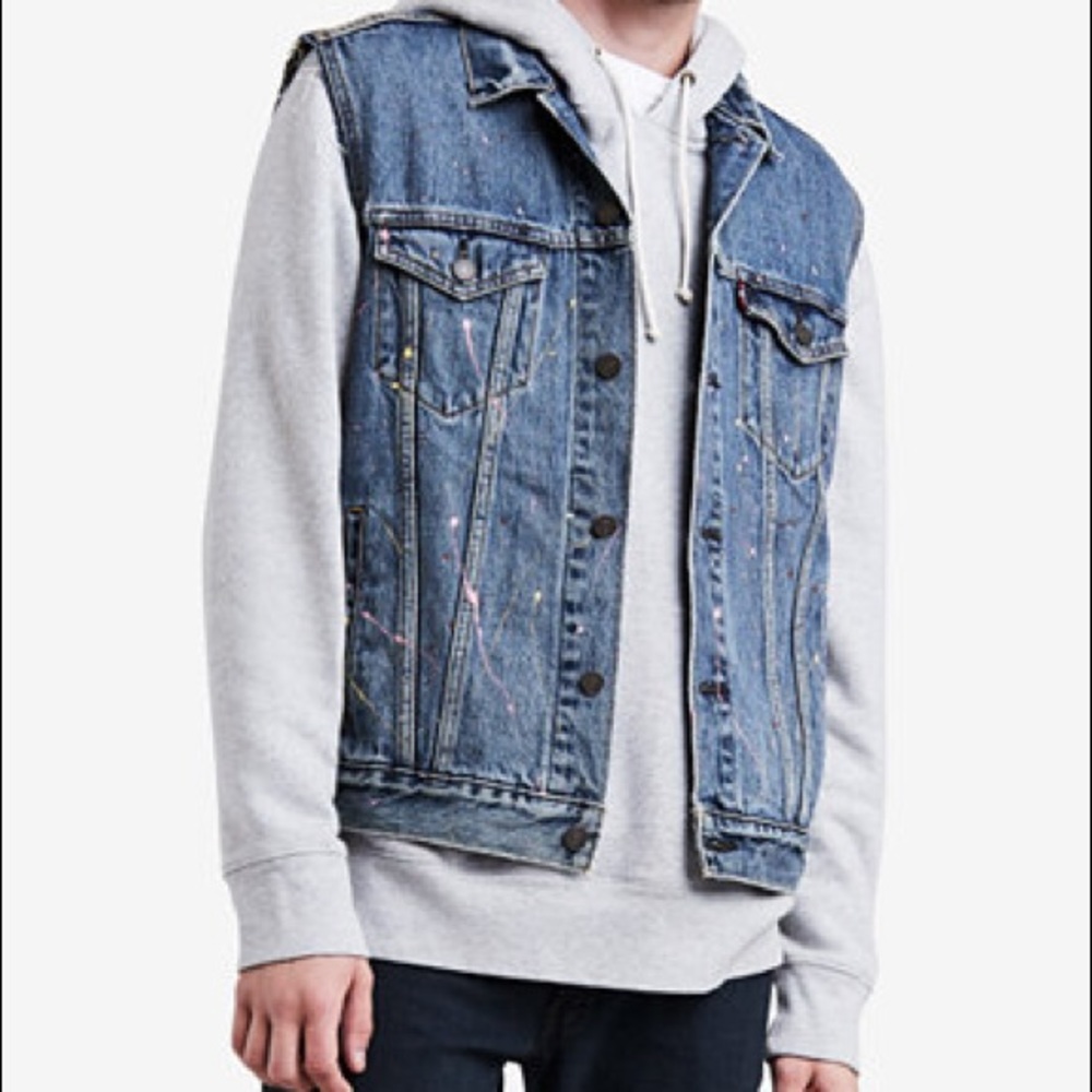 Levi’s Men’s Trucker Jean Vest